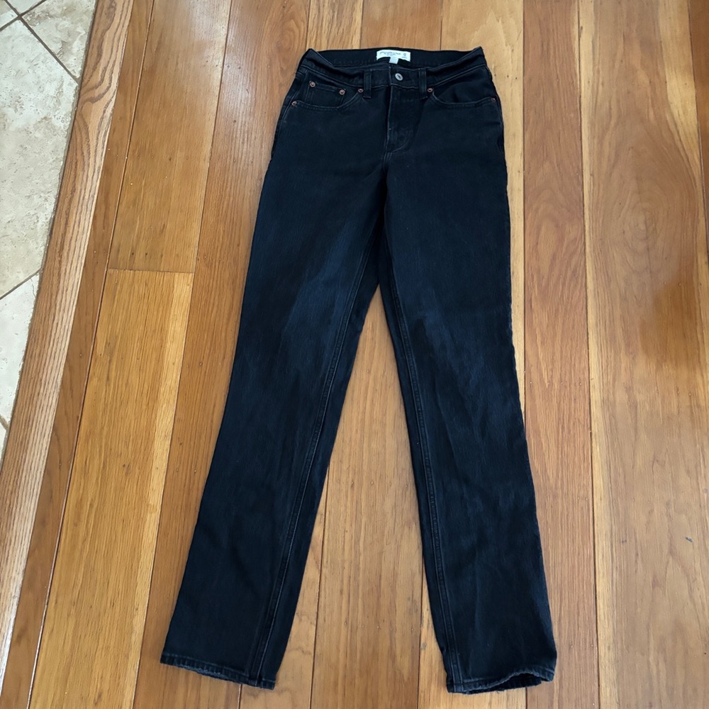 Abercrombie & Fitch Women's Black Straight Leg Jeans 90s mid rise - Picture 2 of 4